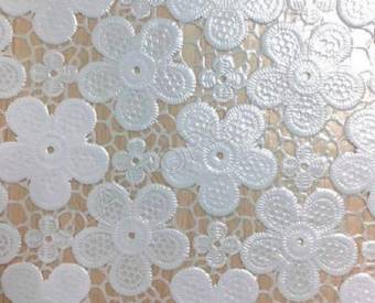 Клеенка HOZBAT Lace Rosemary ажурная 1,32*22м 069А