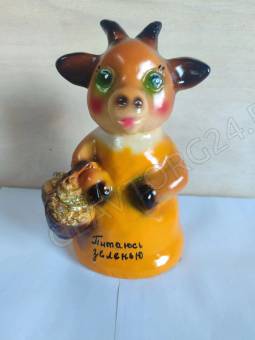 Копилка Коза с корзиной