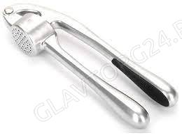 Пресс Regent для чеснока Linea CUCINA арт. 93-CN-16-03 снято